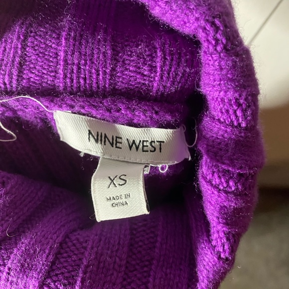 💕purple turtleneck💕 - Picture 5 of 5